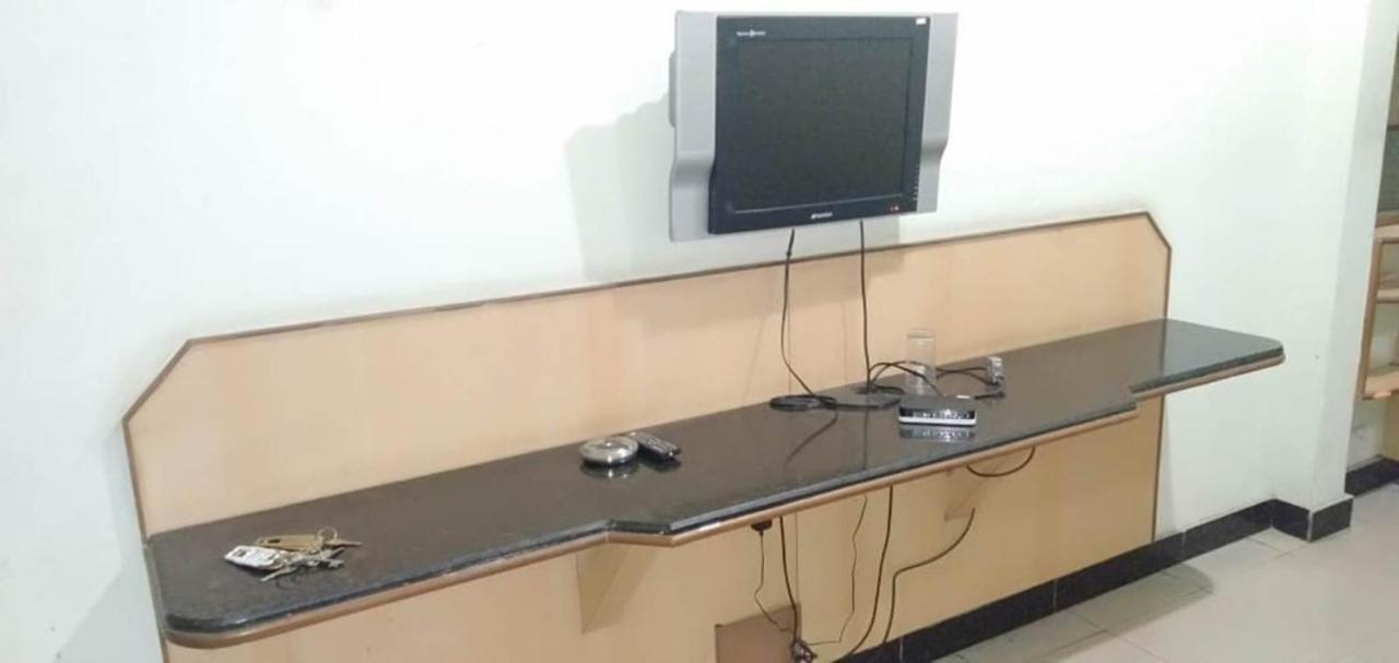 Iroomz Hoysala Residency Ballari Zewnętrze zdjęcie